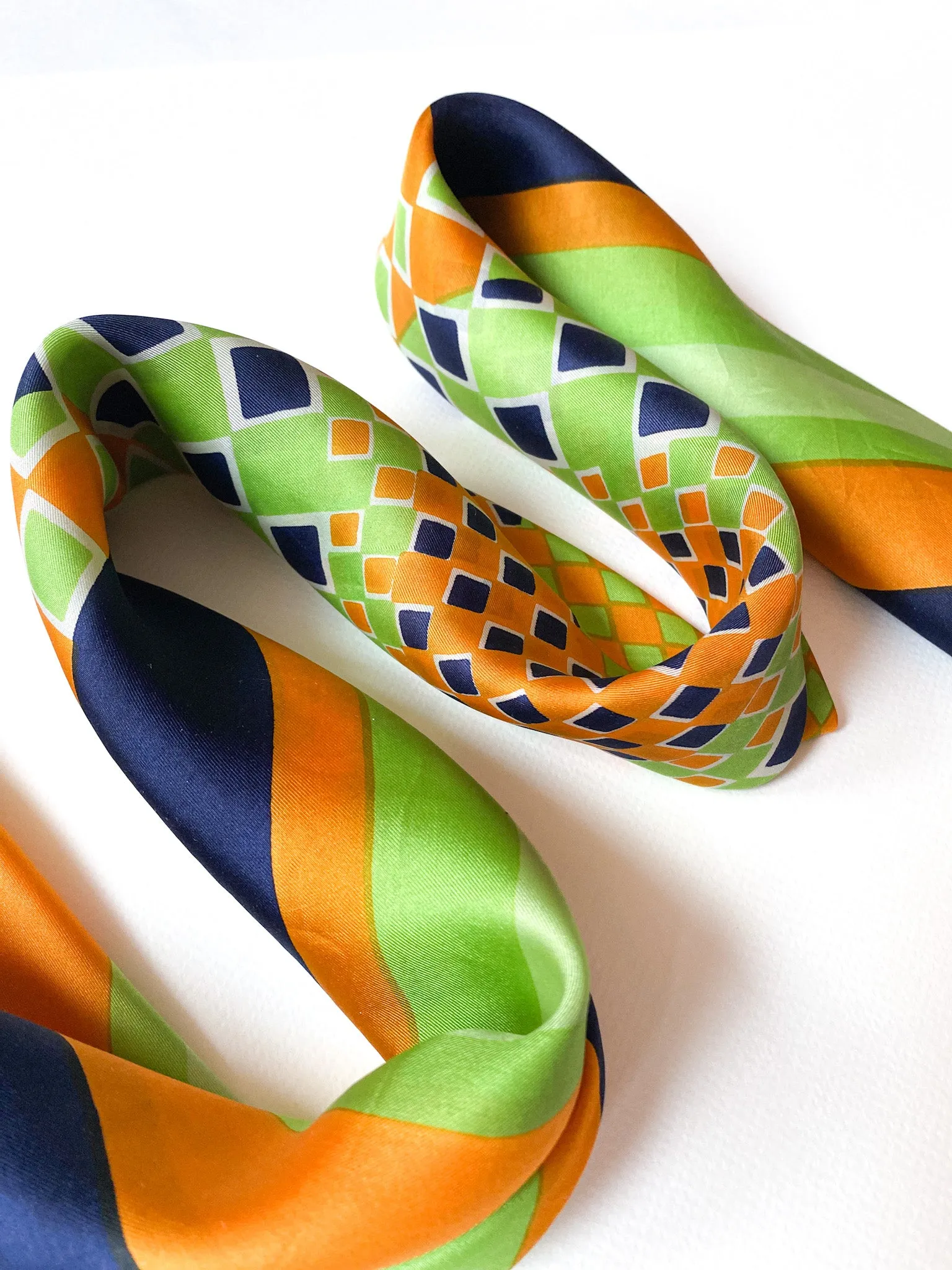70s/80s vintage thin silk retro scarf 💌 FREE SHIPPING