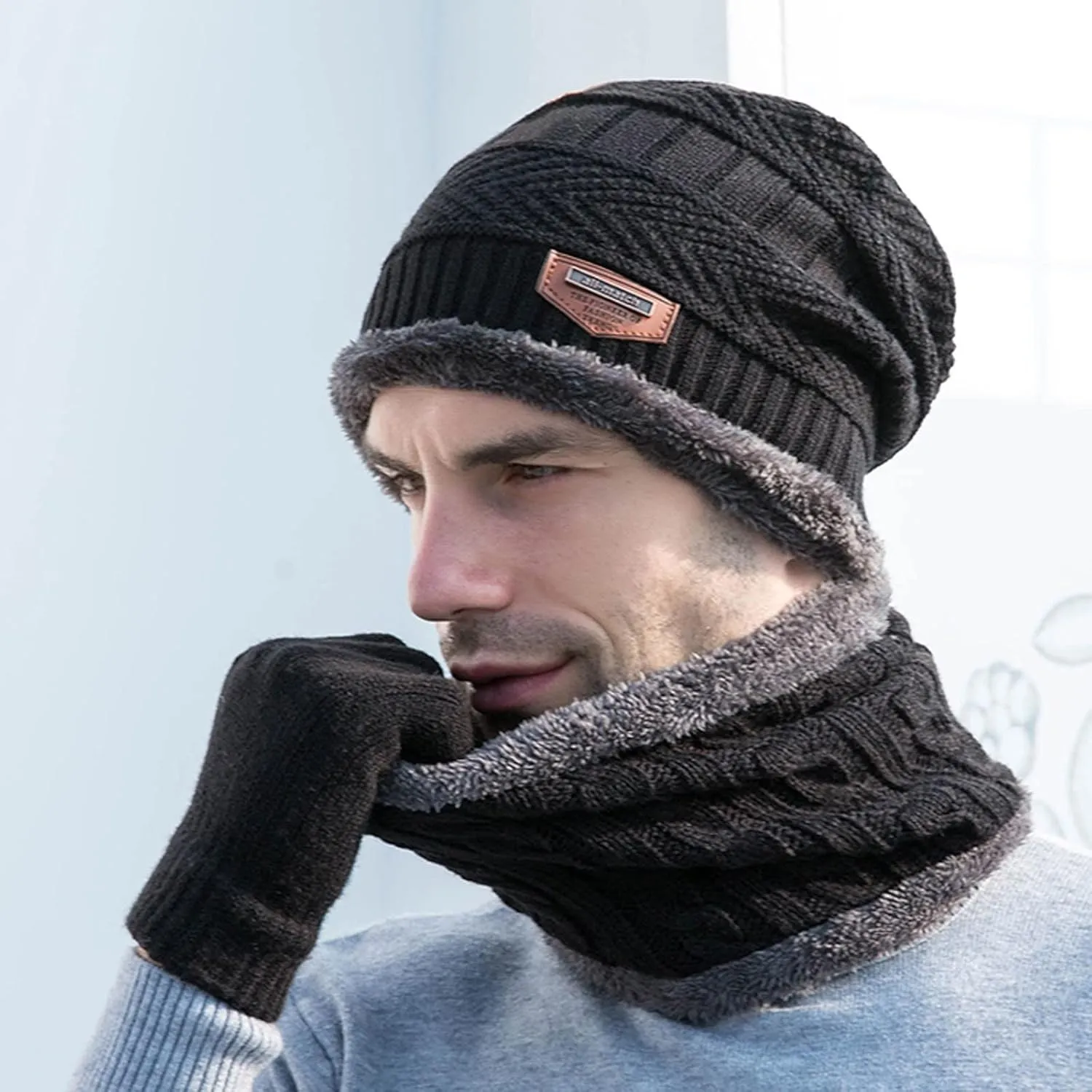 Winter Knit Beanie Hat Neck Warmer Touchscreen Gloves Set Lined Knitted Caps Scarf Gloves for Men Women